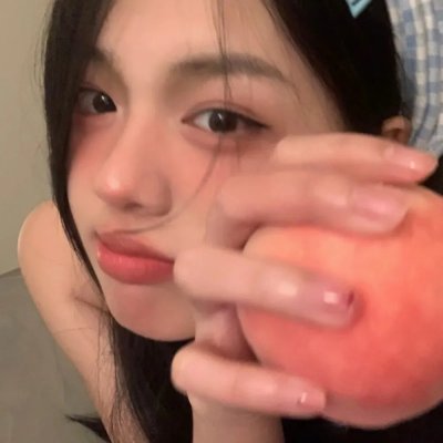 四人新世界海报